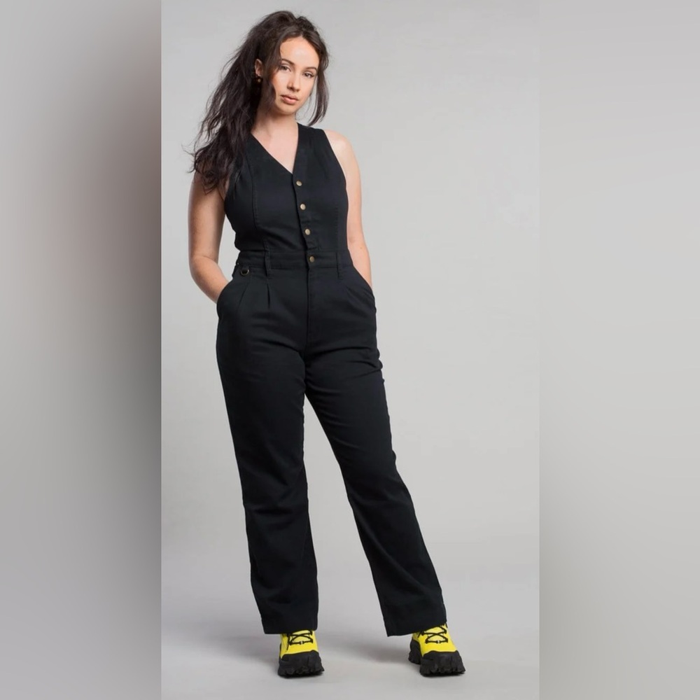 Sük Roper Black Jumpsuit